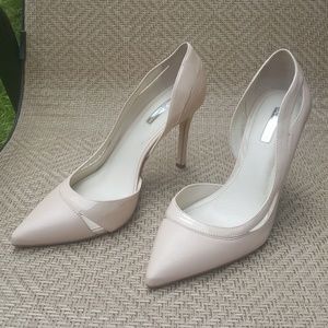 BCBGeneration Pointy Toe Pump Tigerlility